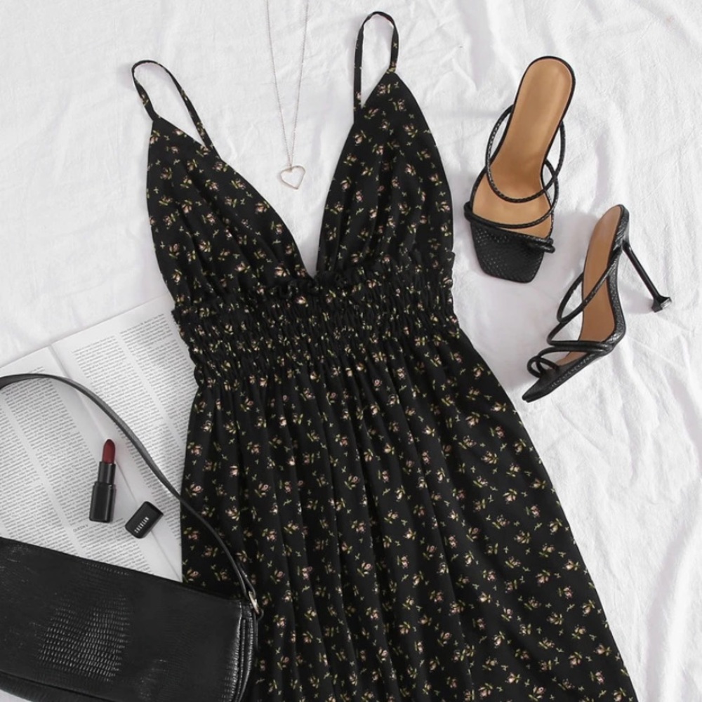 NWOT Shein Ditsy Floral Shirred Waist Cami Dress